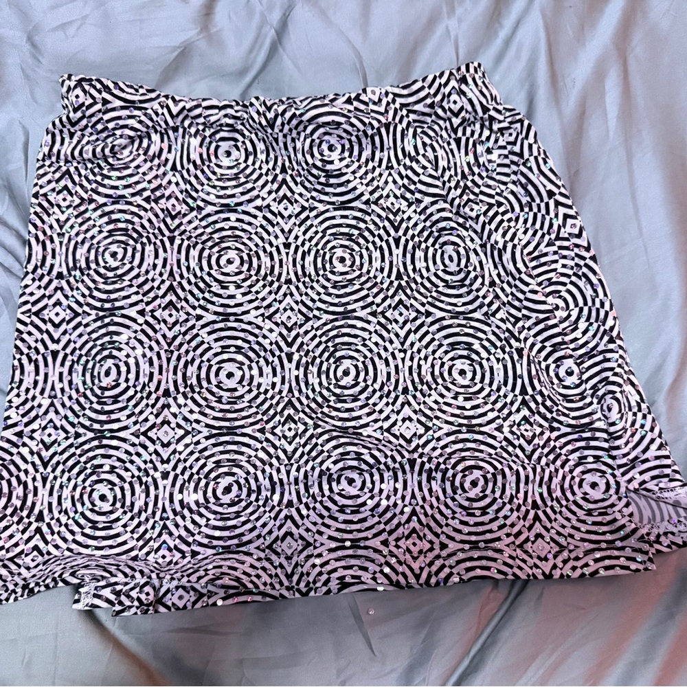 Black/White/sparkle! Patterned Women's mini Skirt